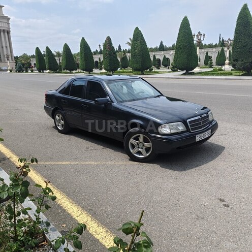 Mercedes C 230-4