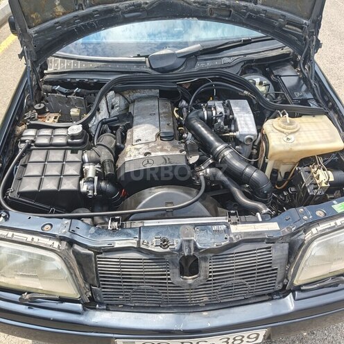 Mercedes C 230-8