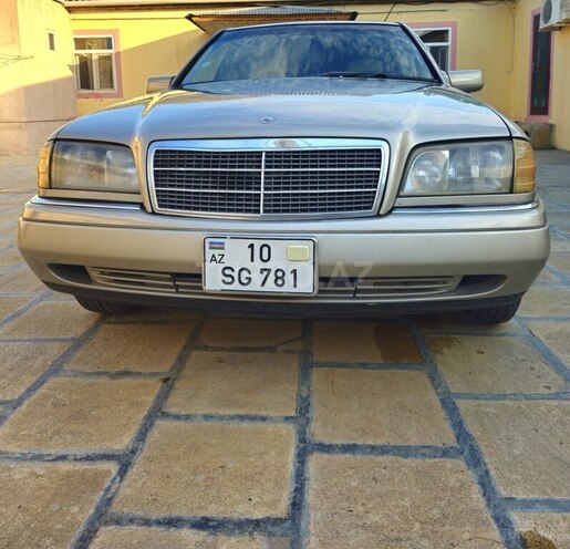 Mercedes C 230-1