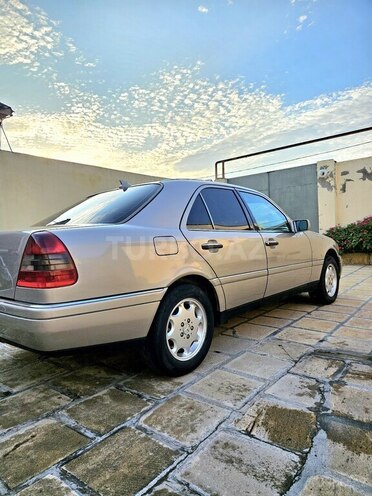 Mercedes C 230-5