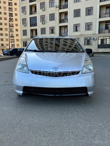Toyota Prius-1