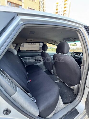 Toyota Prius-5