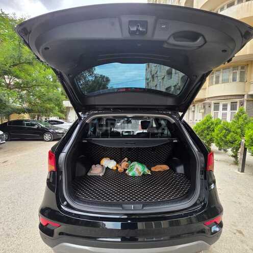 Hyundai Santa Fe-5