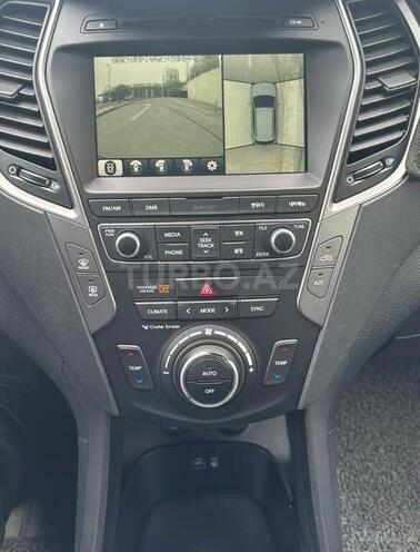 Hyundai Santa Fe-6