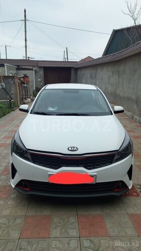 Kia Rio-1