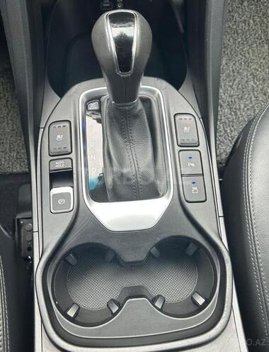 Hyundai Santa Fe-7
