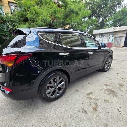 Hyundai Santa Fe-8