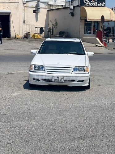 Mercedes C 230-1