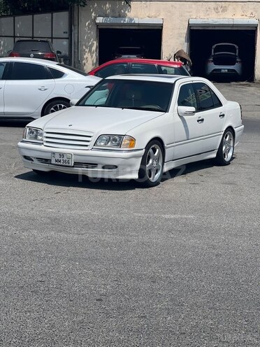 Mercedes C 230-3