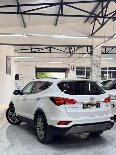 Hyundai Santa Fe-11