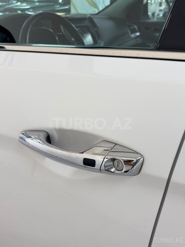 Hyundai Santa Fe-19