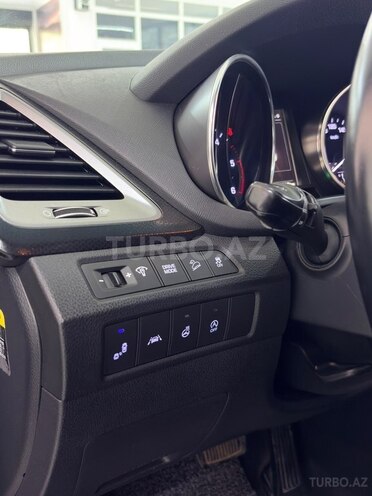 Hyundai Santa Fe-21