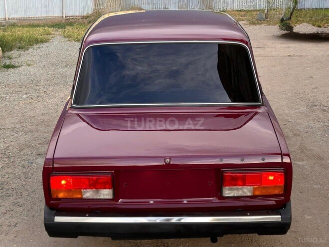 LADA (VAZ) 2107-5