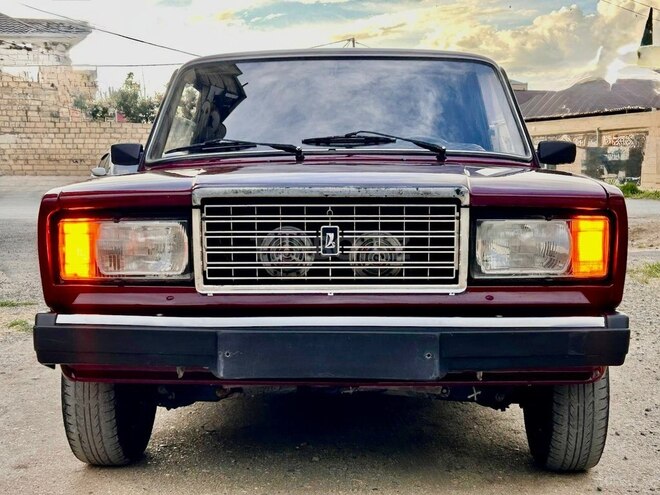 LADA (VAZ) 2107-8