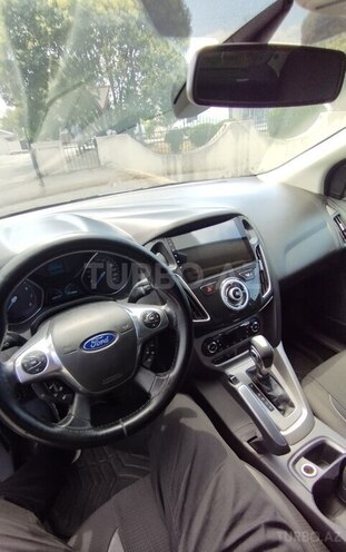 Ford Focus-2