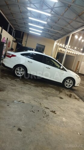 Ford Focus-9