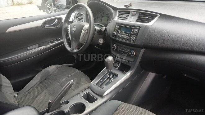 Nissan Sentra-4