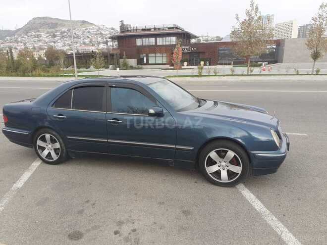 Mercedes E 280-3