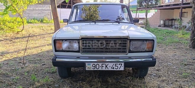 LADA (VAZ) 2107-1