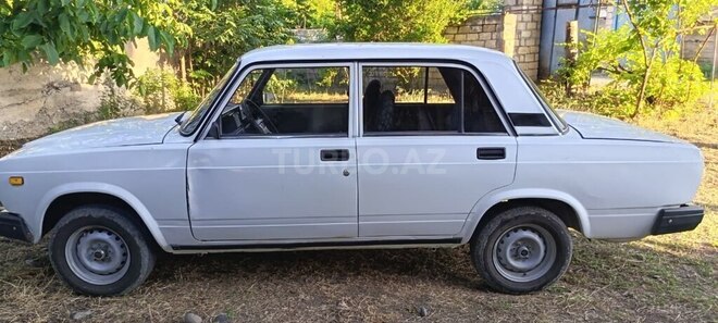 LADA (VAZ) 2107-5