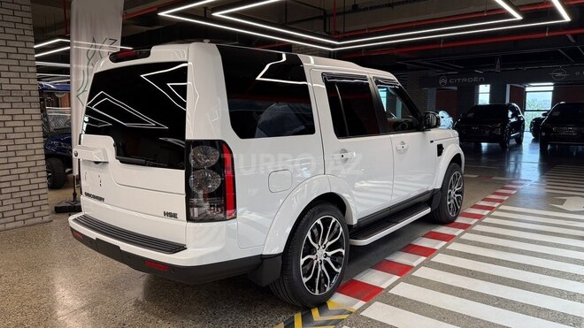 Land Rover Discovery-5