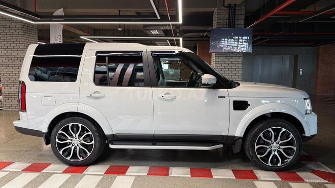 Land Rover Discovery-4