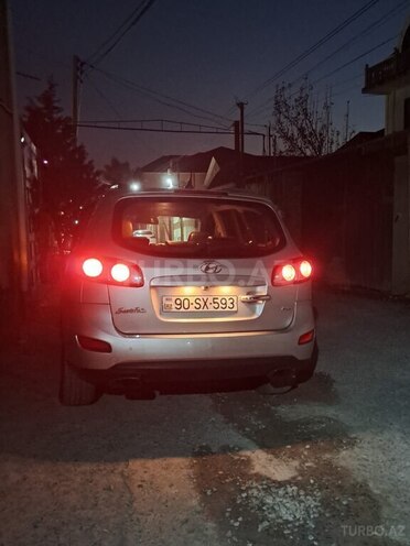 Hyundai Santa Fe-6