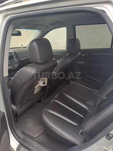 Hyundai Santa Fe-9