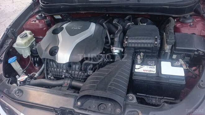Hyundai Sonata-6