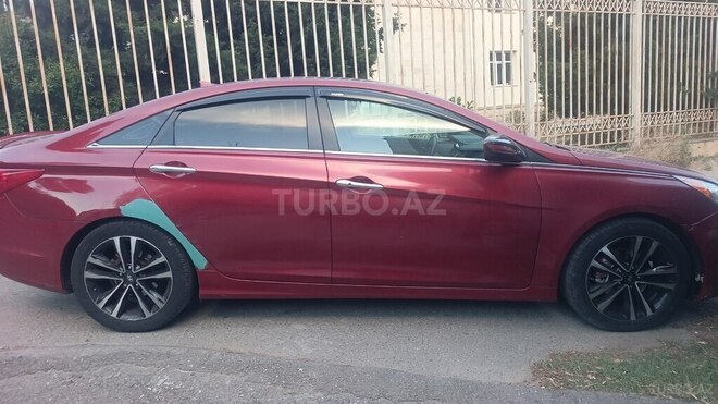 Hyundai Sonata-11