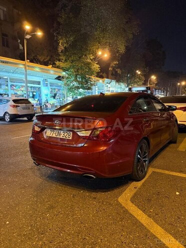 Hyundai Sonata-18