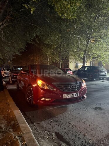 Hyundai Sonata-19