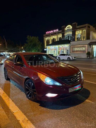 Hyundai Sonata-21