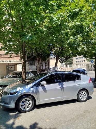 Honda Insight-2