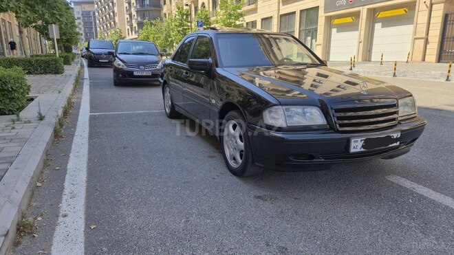 Mercedes C 180-3