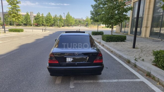 Mercedes C 180-8