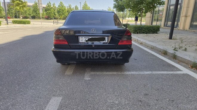 Mercedes C 180-7