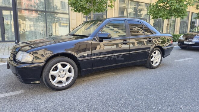 Mercedes C 180-11