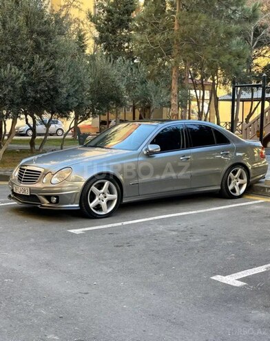 Mercedes E 320-2