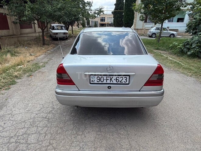 Mercedes C 180-2