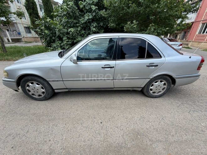 Mercedes C 180-3