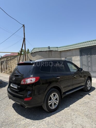 Hyundai Santa Fe-5