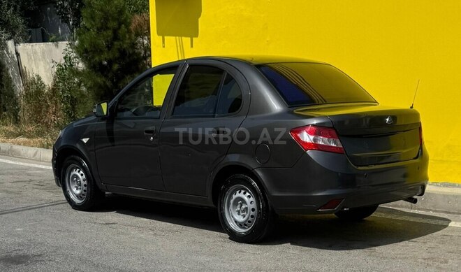 Saipa Saina-3