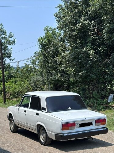 LADA (VAZ) 2107-5