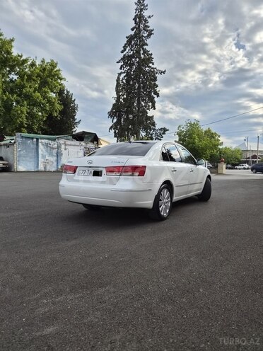 Hyundai Sonata-7