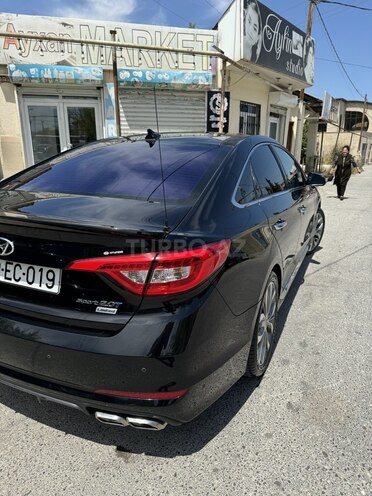 Hyundai Sonata-6