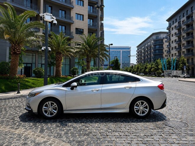 Chevrolet Cruze-3