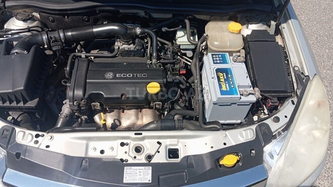 Opel Astra-12