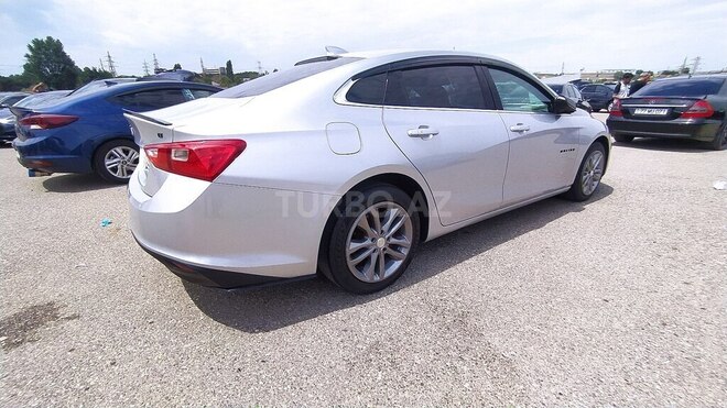 Chevrolet Malibu-14