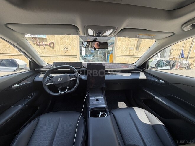 Changan Qiyuan A05-6